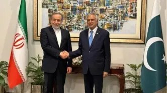 استقبال وزیر خارجه پاکستان از عراقچی