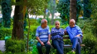 شارژ حساب بازنشستگان تامین اجتماعی با واریزی بزرگ | بازنشستگان حسابشان را چک کنند | متناسب‌سازی حقوق بازنشستگان چگونه محاسبه می‌شود؟