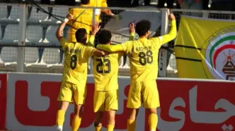 فجر سپاسی 4 – 0  داماش: پس از صعود به لیگ برتر قهرمانی هم قطعی شد