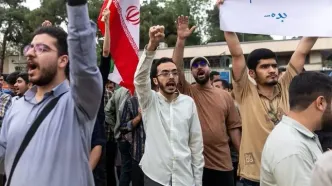 تصاویر؛ تجمع دانشجویان مقابل سازمان انرژی اتمی
