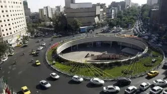 سال ۱۳۴۵، نمایی از میدان ولیعصر و بلوار کشاورز