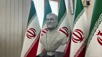 رونمایی از سردیس شهید امیرعبداللهیان در وزارت خارجه + عکس