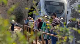 آغاز به‌کار قطار گردشگری «مثلث طلایی»؛ سفر خارجی‌ها به یزد، شیراز و اصفهان از اواخر اردیبهشت