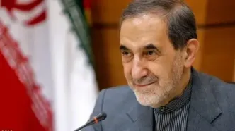 بازدید رییس اتحادیه ناشران عراق از غرفه ولایتی در نمایشگاه کتاب
