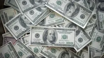 تازه ترین قیمت دلار و یورو در مرکز مبادله ایران؛ دوشنبه ۲۹ اردیبهشت ۱۴۰۴