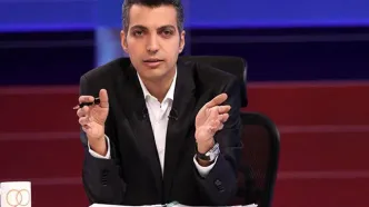 شور و هیجان مردم برای دیدار با عادل فردوسی پور در نمایشگاه کتاب + عکس
