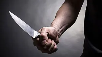 حمله به مجری برنامه مذهبی در نجف آباد با چاقو/ ویدئو