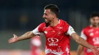 هافبک‌ مازاد پرسپولیس در فکر لژیونر شدن!