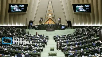 لایحه مربوط به تعطیلی پنجشنبه‌ها اصلاح شد