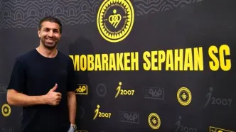 رسمی: هادی عقیلی دستیار اول محرم شد