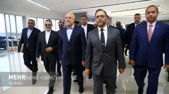ادای احترام قالیباف به سیمون بولیوار