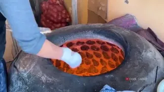 ببینید؛ غذای خیابانی در ازبکستان؛ پخت نان تنوری، کایماک صبحانه و کله پاچه در کوکند