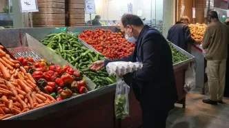قیمت جدید میوه و تره‌بار؛ هر کیلو انگور یاقوتی و آلبالو چند؟