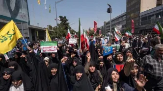 تصاویر متفاوت خبرگزاری فرانسه از تجمع خیابان انقلاب