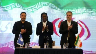 مراسم امضای قرارداد رسمی کلارنس سیدورف با باشگاه استقلال برگزار شد