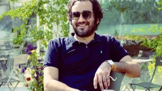 کافه آقا افشاریان در مرکز تهران پرچمدار زندگی شده است