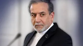 عراقچی: ایران با واژه‌ی «تسلیم» بیگانه است/ ایرانی‌ها خون دادند، خاک ندادند