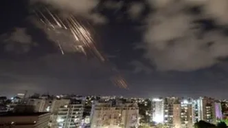 تصاویر الجزیره از برخورد 2 پرتابه به تهران