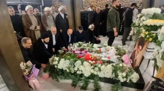 حضور سید علی خمینی در مزار شهید سیدحسن نصرالله