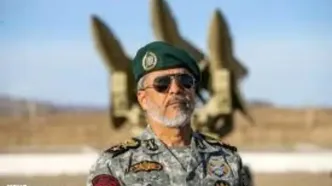 عکسی دیده نشده از دریادار سیاری در محدوده تنگه هرمز
