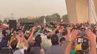 اجرای قطعه «ای ایران» توسط ارکستر سمفونیک تهران، همراه با مردم