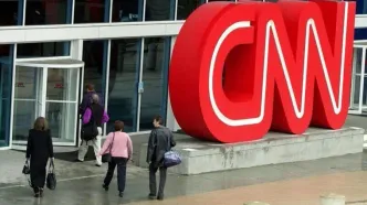 ترامپ خواستار اخراج خبرنگار CNN شد: «ناتاشا برتراند باید مثل سگ اخراج شود!»