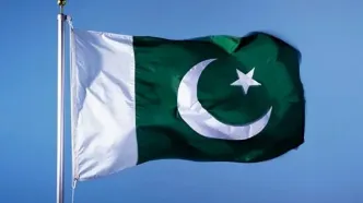 آغاز حملات مردمی به سفارت آمریکا در پاکستان/ ویدئو