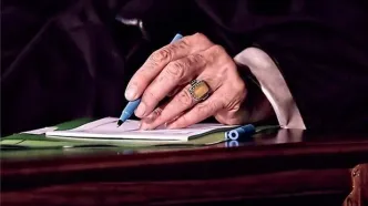 با حکم رهبرانقلاب سردار شادمانی فرمانده قرارگاه مرکزی خاتم الانبیاء شد