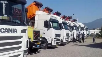 توقیف تریلی با راننده ۱۳ ساله در یزد!