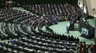 آغاز جلسه غیرعلنی مجلس با حضور وزیر کشور
