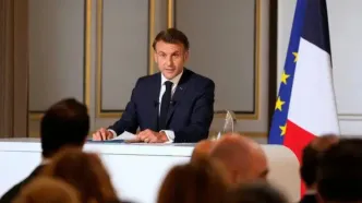 مکرون: برنامه‌ای برای دیدار با پوتین ندارم!