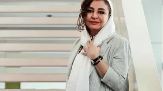 تیپ دهه شصتی مه‌لقا باقری و ژاله صامتی در کنار عطاران