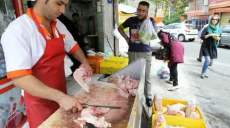 سیل عرضه مرغ در بازار تهران - ۸ تیر ۱۴۰۴