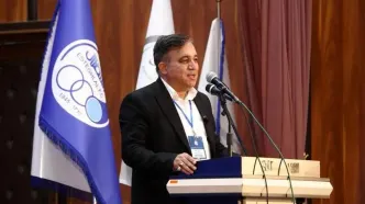 واکنش تند تاجرنیا به لغو بازی استقلال در مشهد: برخی مسئولان کاسه داغ‌تر از آش هستند / در اکباتان بازی می‌کنیم