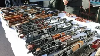 کشف و ضبط سلاح غیرمجاز؛ دستگیری ۱۲ نفر در هرمزگان