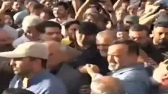 فیلم حضور پزشکیان در تجمع مردم میدان انقلاب علیه حملات آمریکا