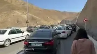 قفل شدن جاده چالوس زیر بار ترافیک