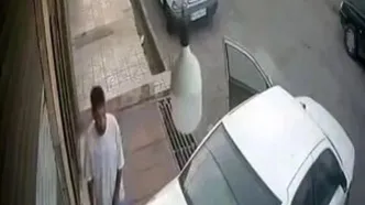 ویدویی از سرقت عجیب یک لامپ در اسلامشهر