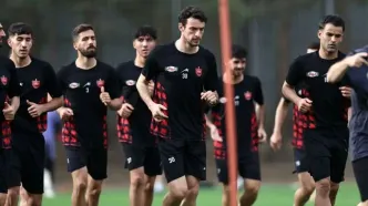 سپاهان قلب دفاع پرسپولیس را هدف گرفت: ستاره گرجی در اصفهان