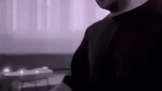 آواز باشکوه روزبه حضاری با آهنگ مازیار/ سرم روی تن من نباشه گر که بیگانه بشه هموطن من