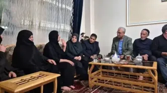 دیدار مهاجرانی و ربیعی با خانواده الهه حسین‌نژاد