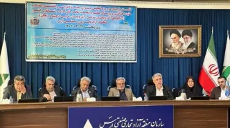 نشست فصلی دبیران اجرایی خانه های کارگر شمالغرب کشور در منطقه آزاد ارس