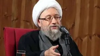 آملی لاریجانی: هیچ‌کس حق عقب‌نشینی از خطوط قرمز نظام را ندارد