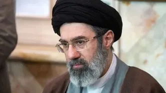 حضور فرزند رهبر انقلاب در مراسم تشییع شهدا