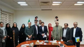 گزارش تصویری دیدار جمعی از فعالان و پیشکسوتان حوزه صنایع دستی و تولیدکنندگان فرش دستبافت با دکتر محمد مخبر