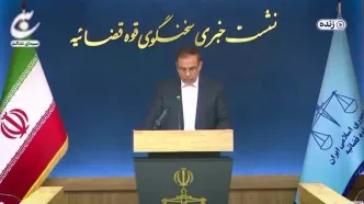 کشف باند سازمان‌یافته قاچاق 21 هزار گوشی با استفاده از گذرنامه‌های جعلی / بازداشت ۲ کارمند گمرک و یک فروشنده