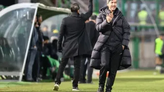پرسپولیس با کریم باقری تمدید کرد