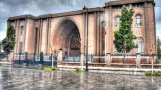 محافظت از مجسمه داریوش در موزه ملی ایران + عکس