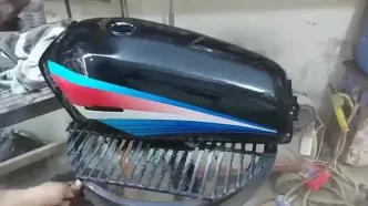 ببینید؛ مراحل بازسازی یک موتورسیکلت هوندا CG-125 فرسوده و زنگ زده
