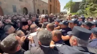 ماجرای درگیری بین پلیس ارمنستان با کشیش‌ها چه بود؟